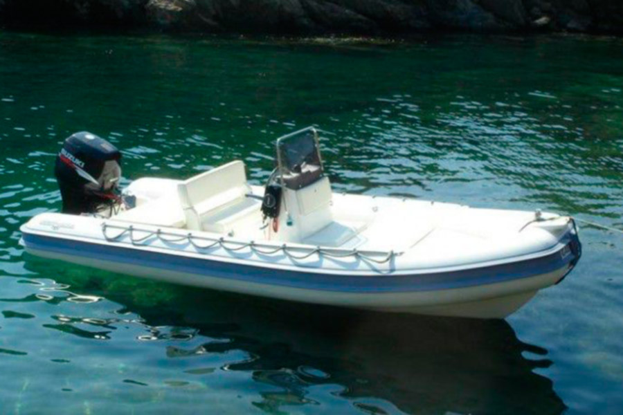 RIB Gommonautica G-48 C for rent in Ibiza, with / without skipper